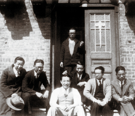 1931年春，在沈阳东北大学任教的几位留美归国青年学者合影